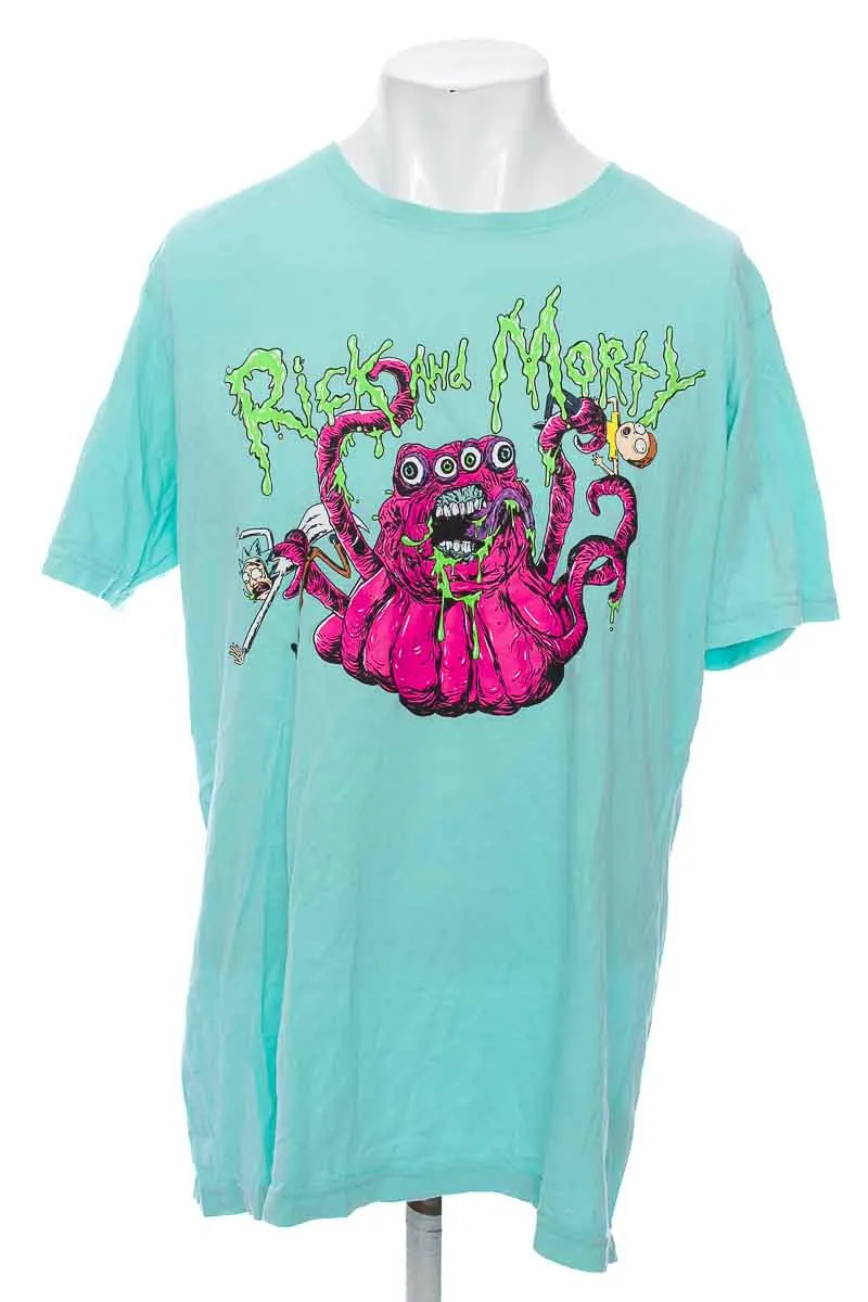 CAMISETA COLOR VERDE  CLOSEANDO
