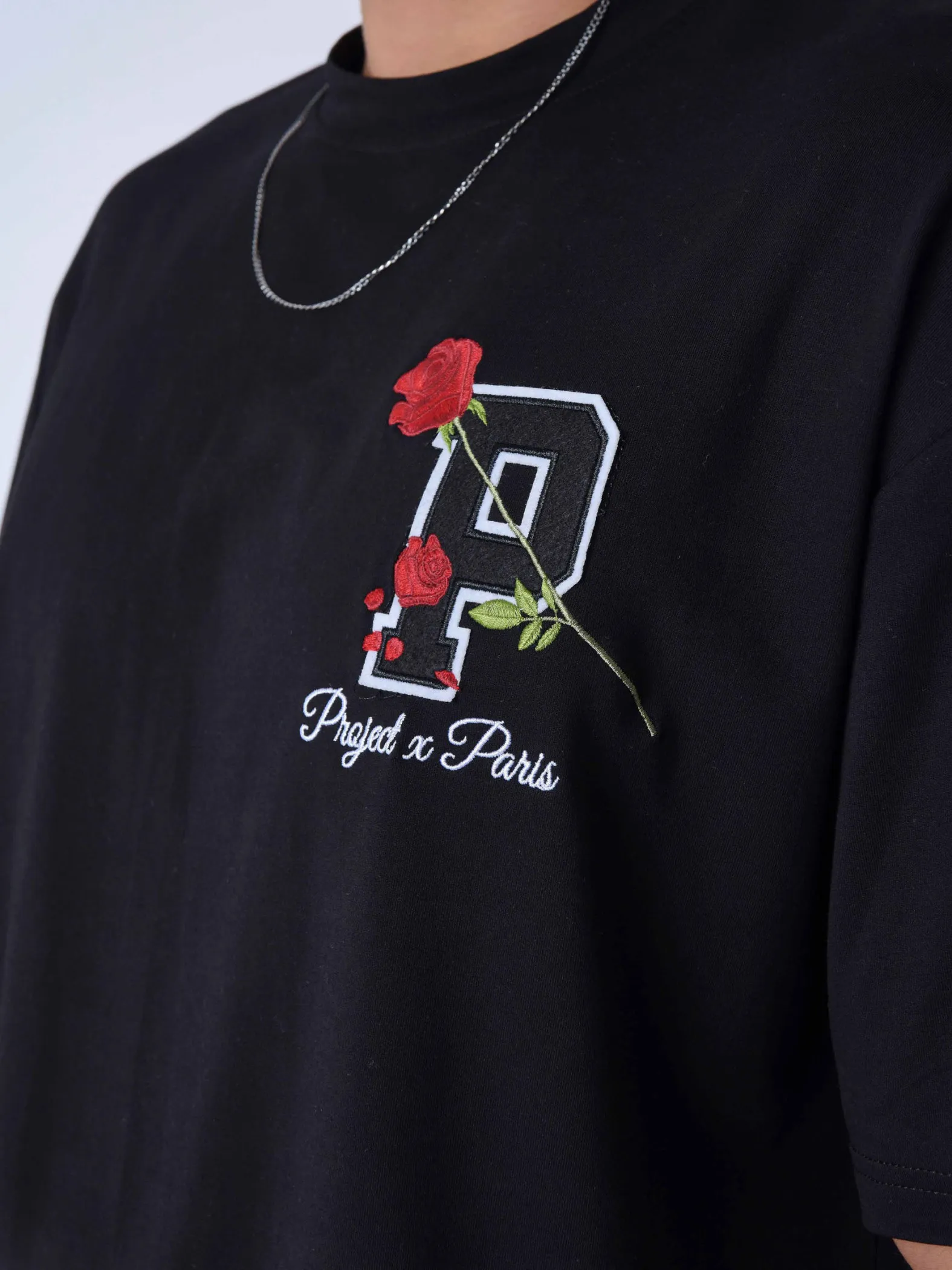 Camiseta de flores románticas
