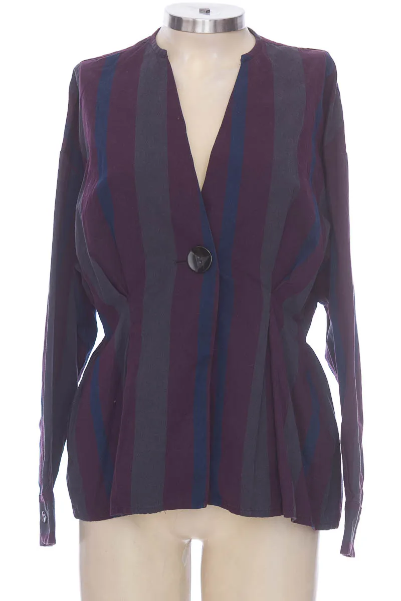 CHAQUETA / ABRIGO COLOR MORADO  ZARA