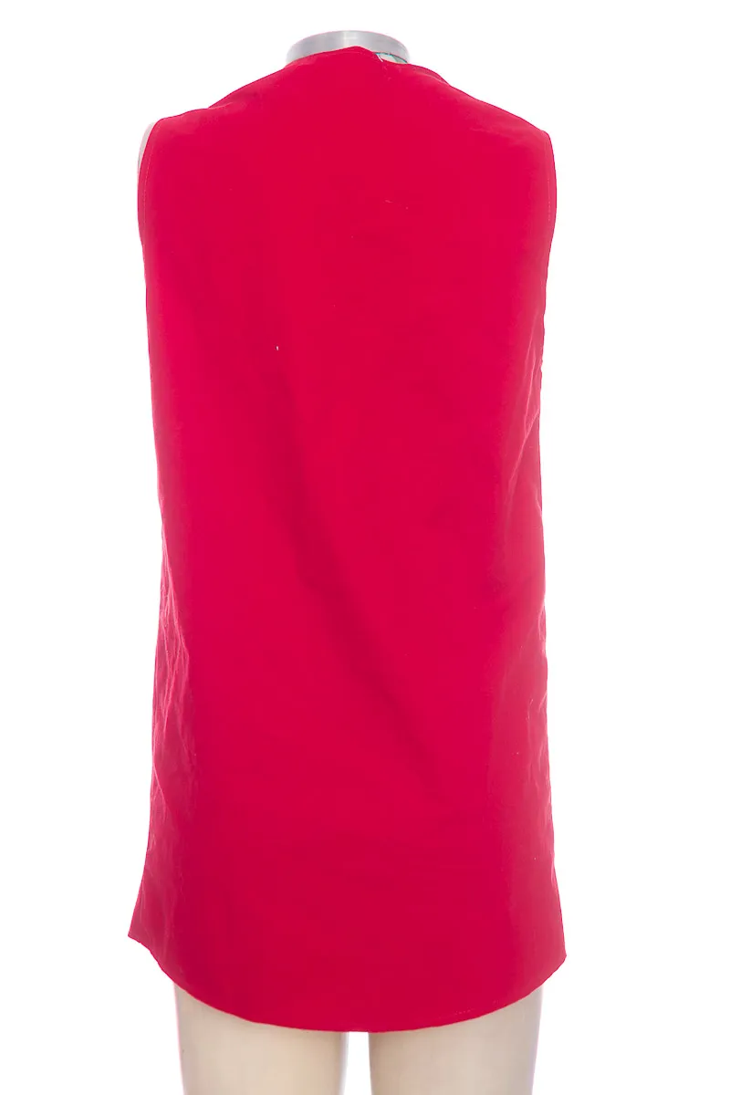 CHAQUETA / ABRIGO COLOR ROJO  CLOSEANDO