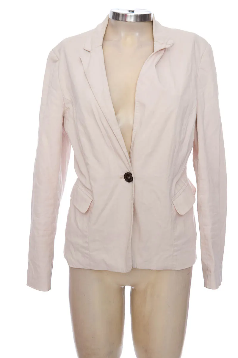 CHAQUETA / ABRIGO COLOR ROSADO  BERSHKA