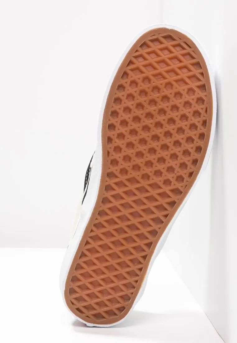 CLASSIC SLIPON  MOCASINES