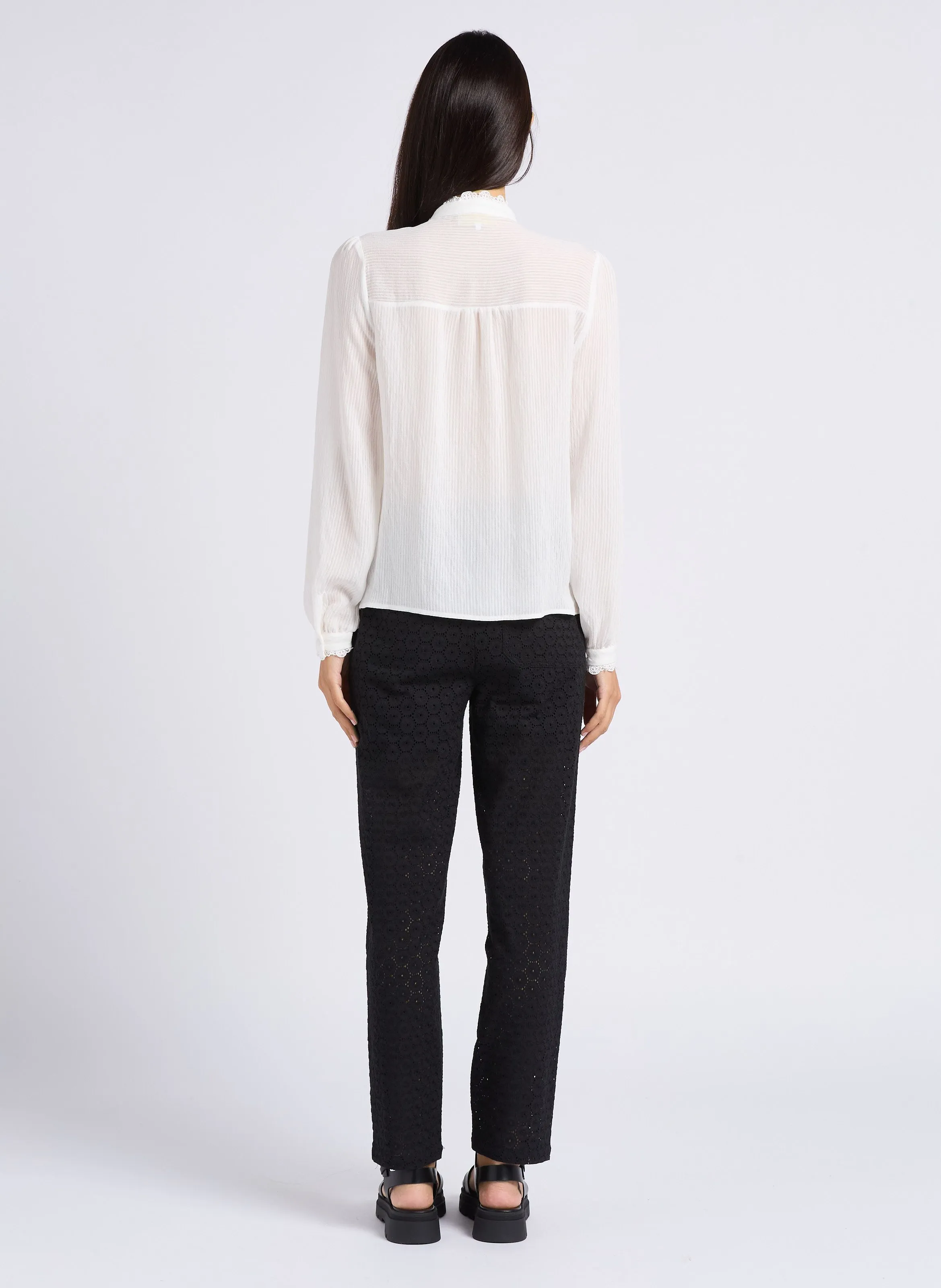 EKYOG RODESS  PANTALóN RECTO BORDADO DE ALGODóN ORGáNICO EN NEGRO