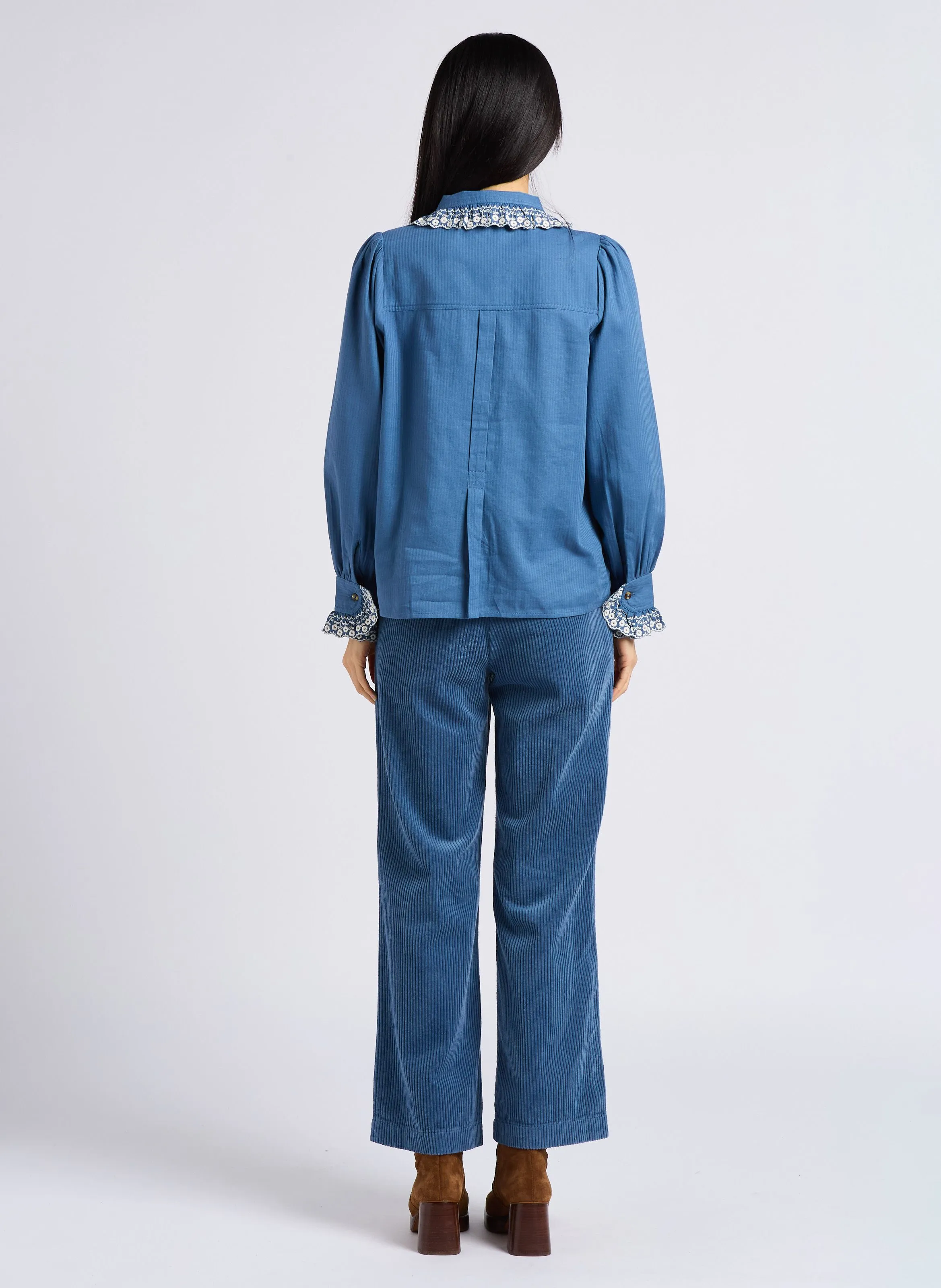 EMILE ET IDA ANELLE  PANTALóN DE PANA EN AZUL