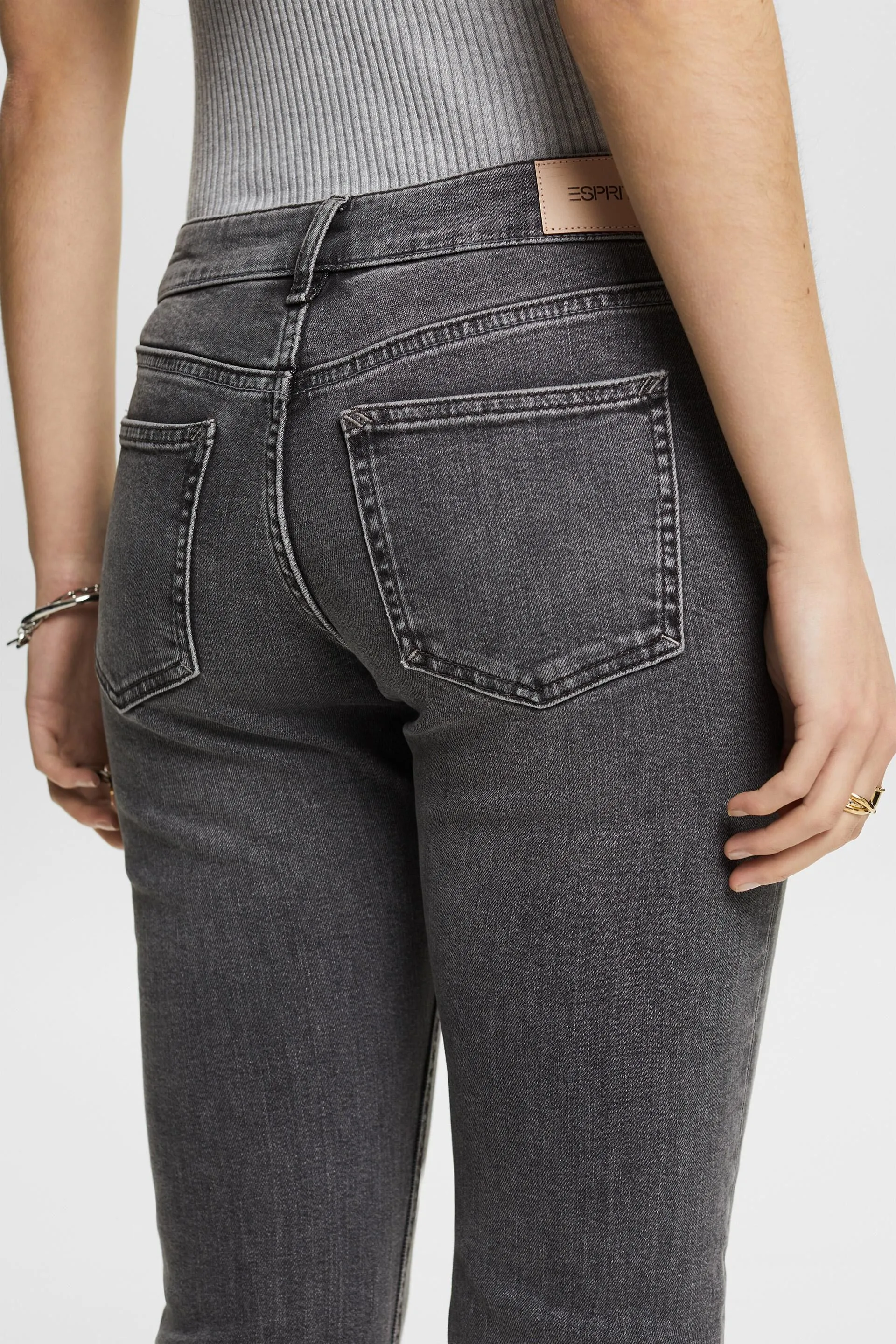 JEANS MIDRISE BOOTCUT FIT
