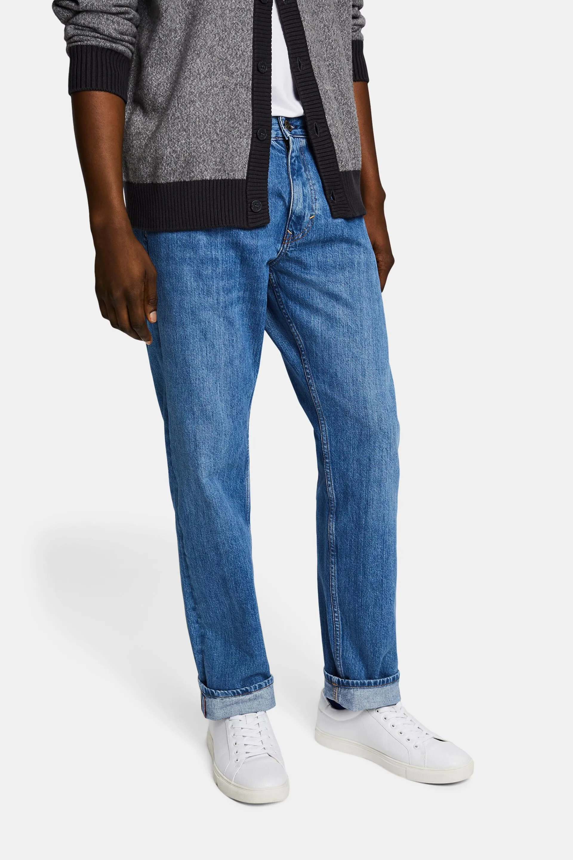 JEANS MIDRISE STRAIGHT FIT