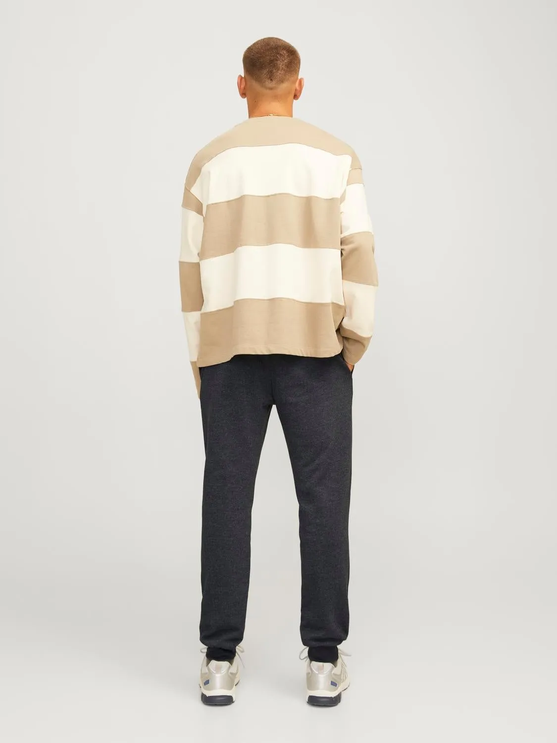 Pantalones de chándal Corte regular | Gris intermedio | Jack & Jones®