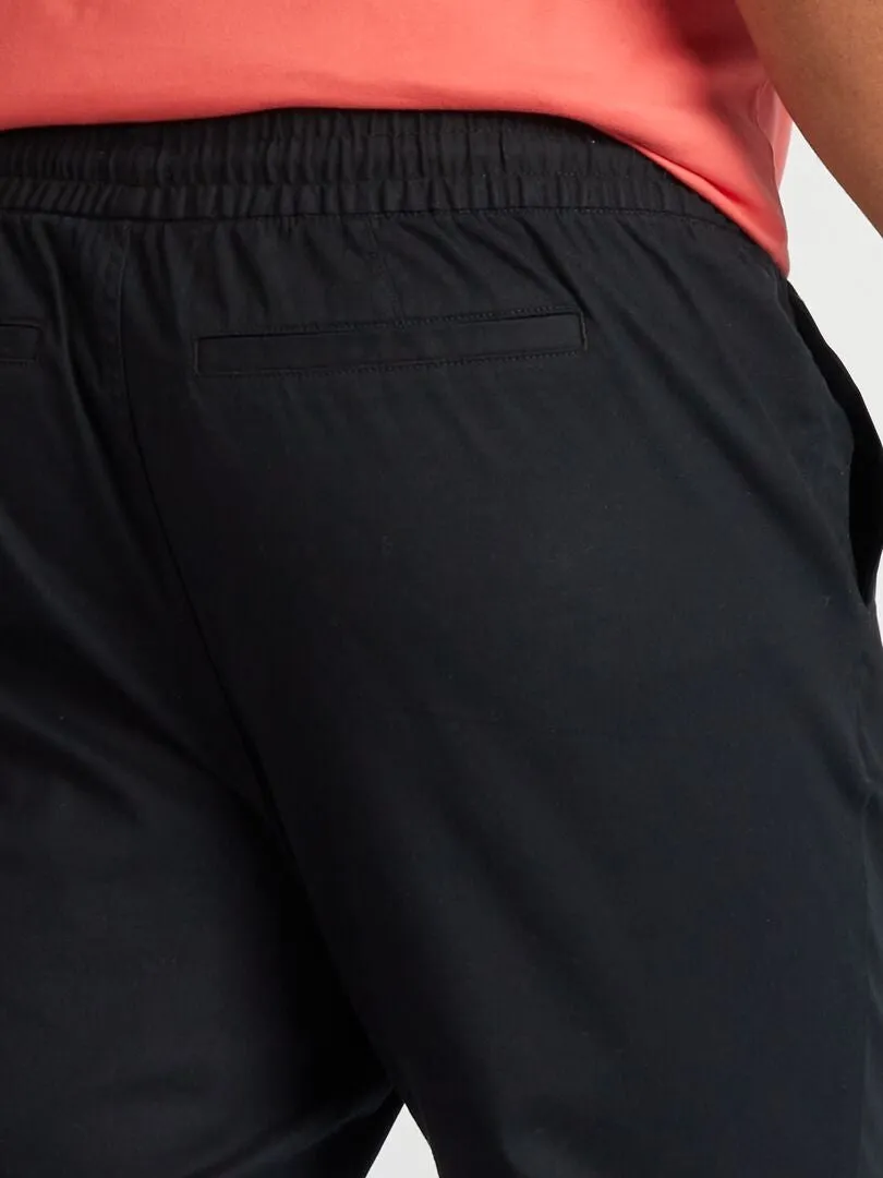 PANTALóN CHINO CON CINTURA ELáSTICA  NEGRO