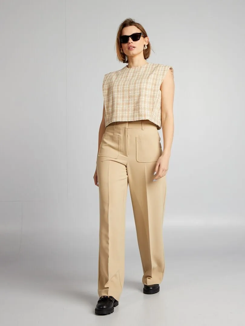PANTALóN RECTO CON BOLSILLOS DE PARCHE  BEIGE