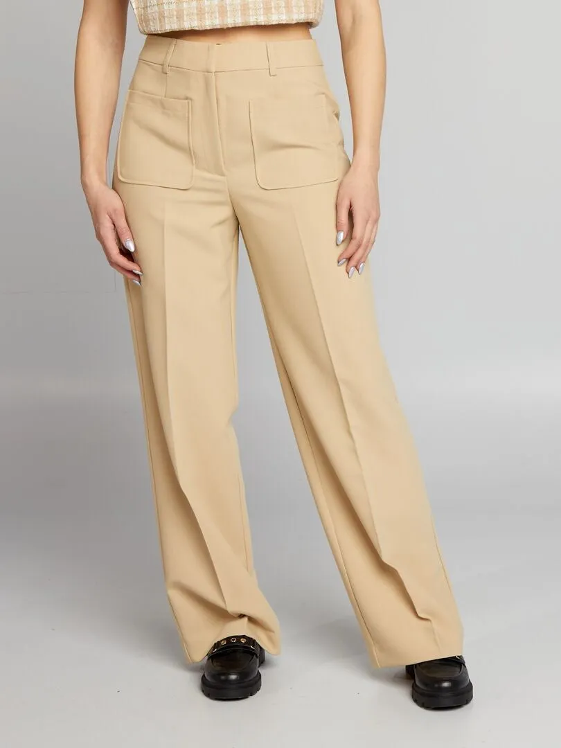 PANTALóN RECTO CON BOLSILLOS DE PARCHE  BEIGE