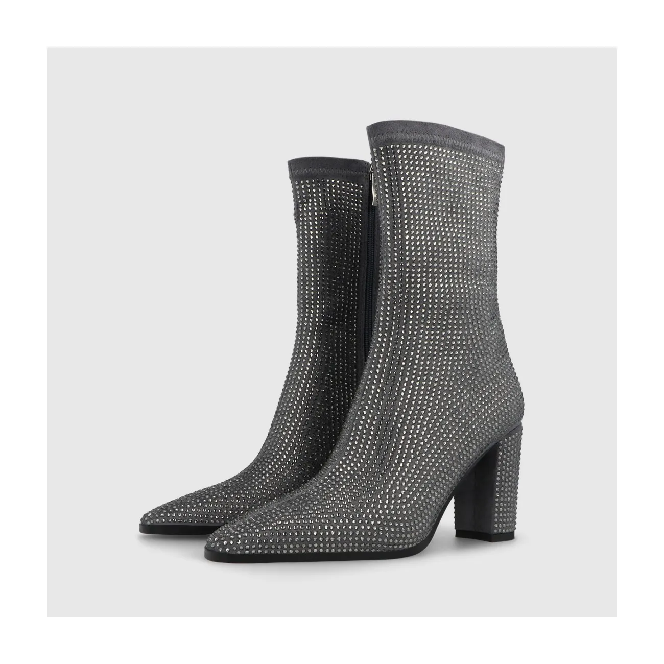 VETUSA GREY